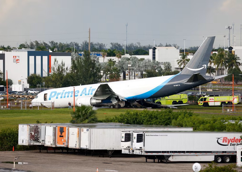 Amazon Cargo Plane Crashes at Miami Airport, Killing Five